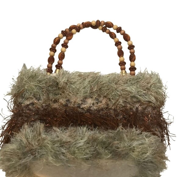 #1352 Chris knits n more handmade shaggy handbag, - Picture 1 of 9
